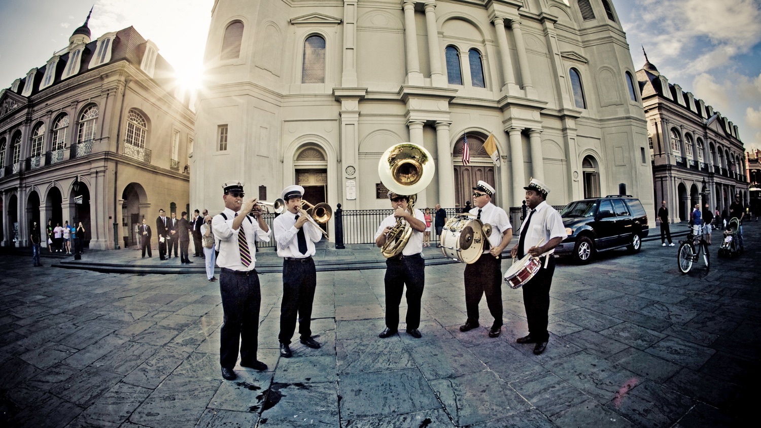 How to experience the magic of New Orleans beyond Mardi Gras