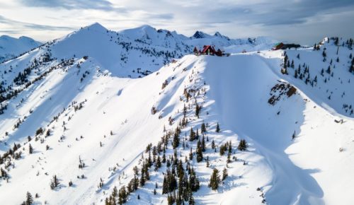 The 7 Best Family-friendly Ski Resorts That Cater to Kids — and Kids at Heart