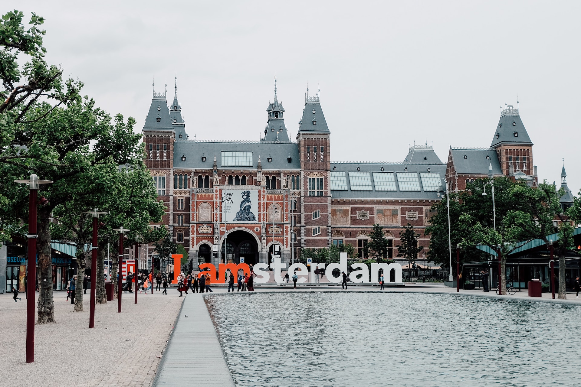 Amsterdam Sign in front of museum jennieramida