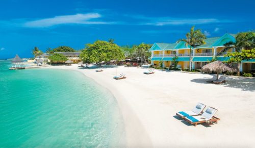 Transat and Air Transat Black Friday Sale Is Here — With Major Savings on Flights and Packages – but You’ll Have to Book Soon