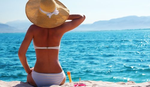 The Top Sunscreen Essentials for Your Winter Escape