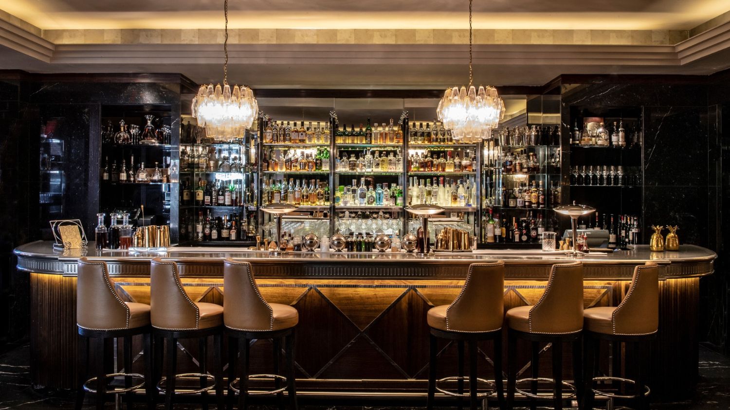 A multi-award winning stylish, elegant and modern take on a 30's cocktail bar, located in The Westbury