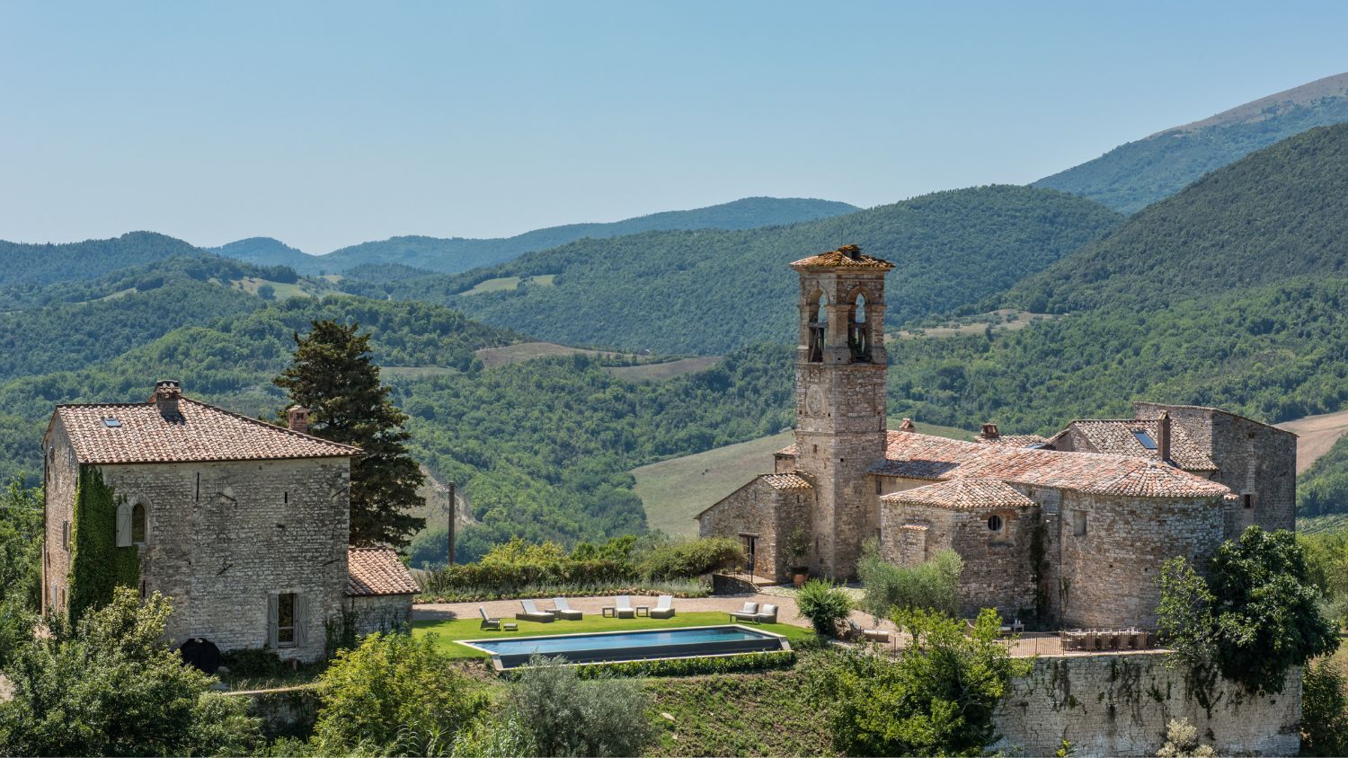 Villa Castiglione Ugolino. The luxury residence is part of the exclusive Murlo Estate and offers panoramic views over rolling hills, green fields, olive groves and sprawling vineyards.
