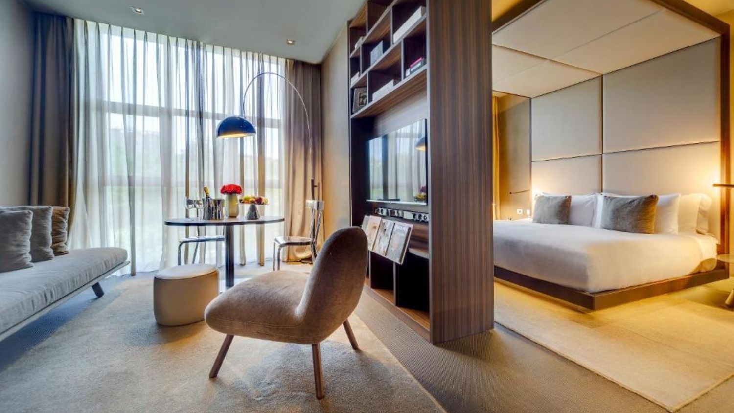 Extra ME+ Junior Suite with City View