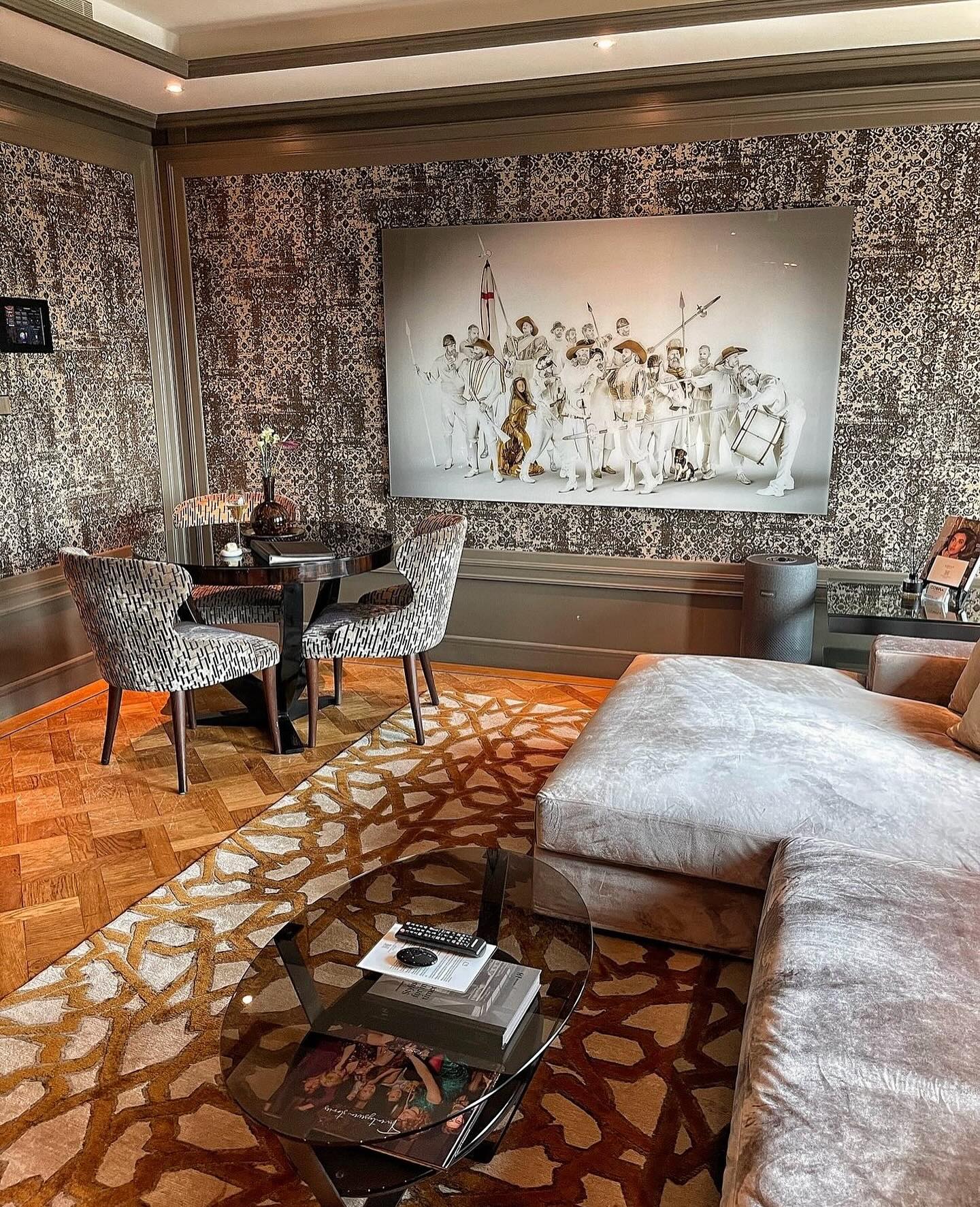 Hotel TwentySeven