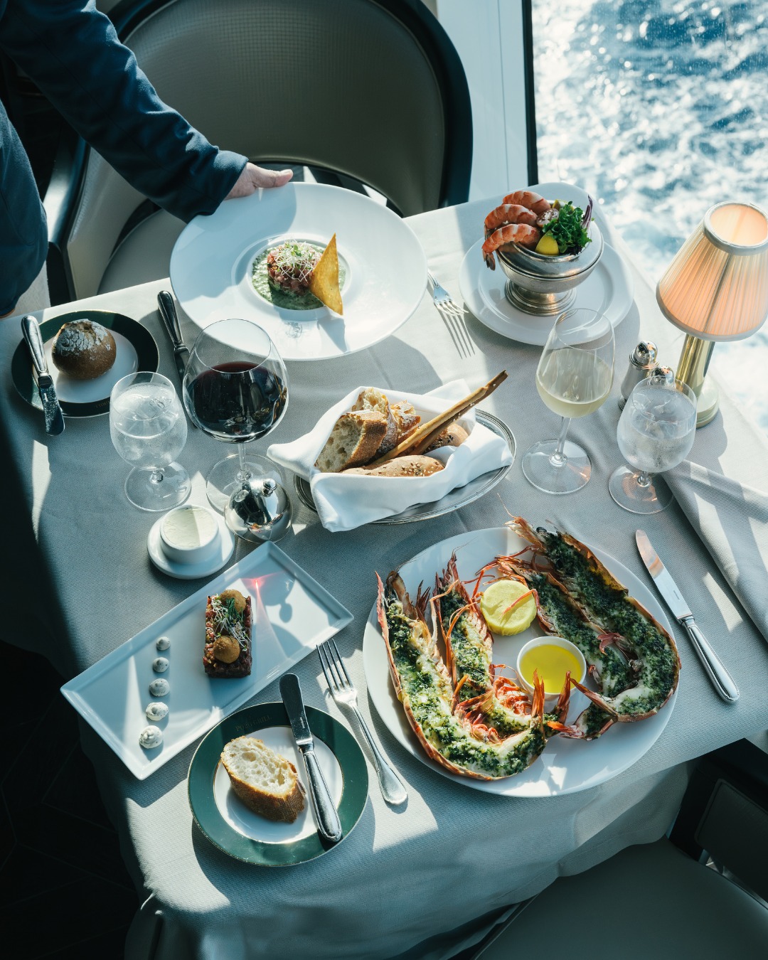oceaniacruises onboard dining 