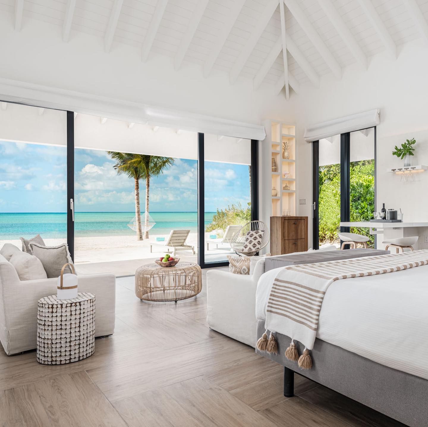 Ambergris Cay,