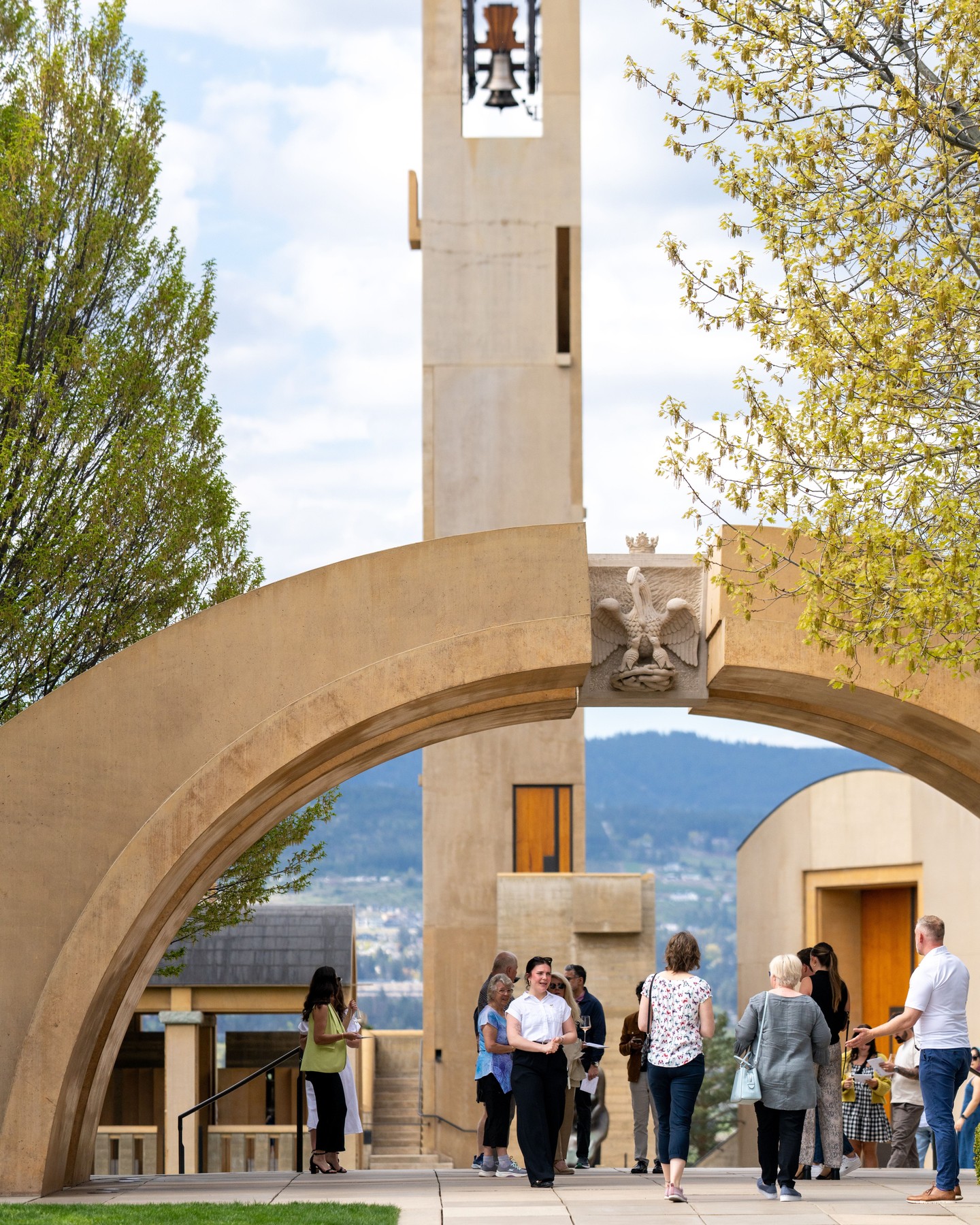 Mission Hill. Family Estate