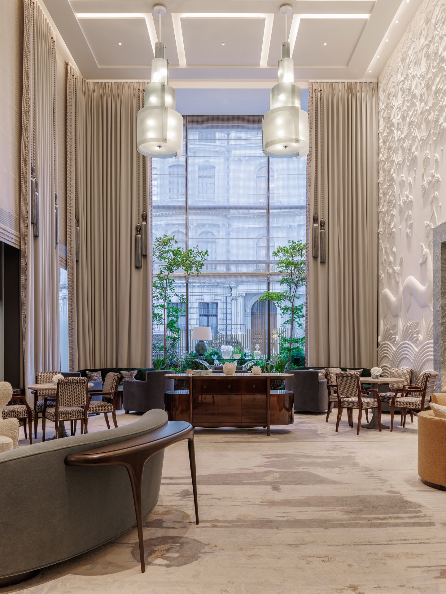 The Four Seasons London at Park Lane