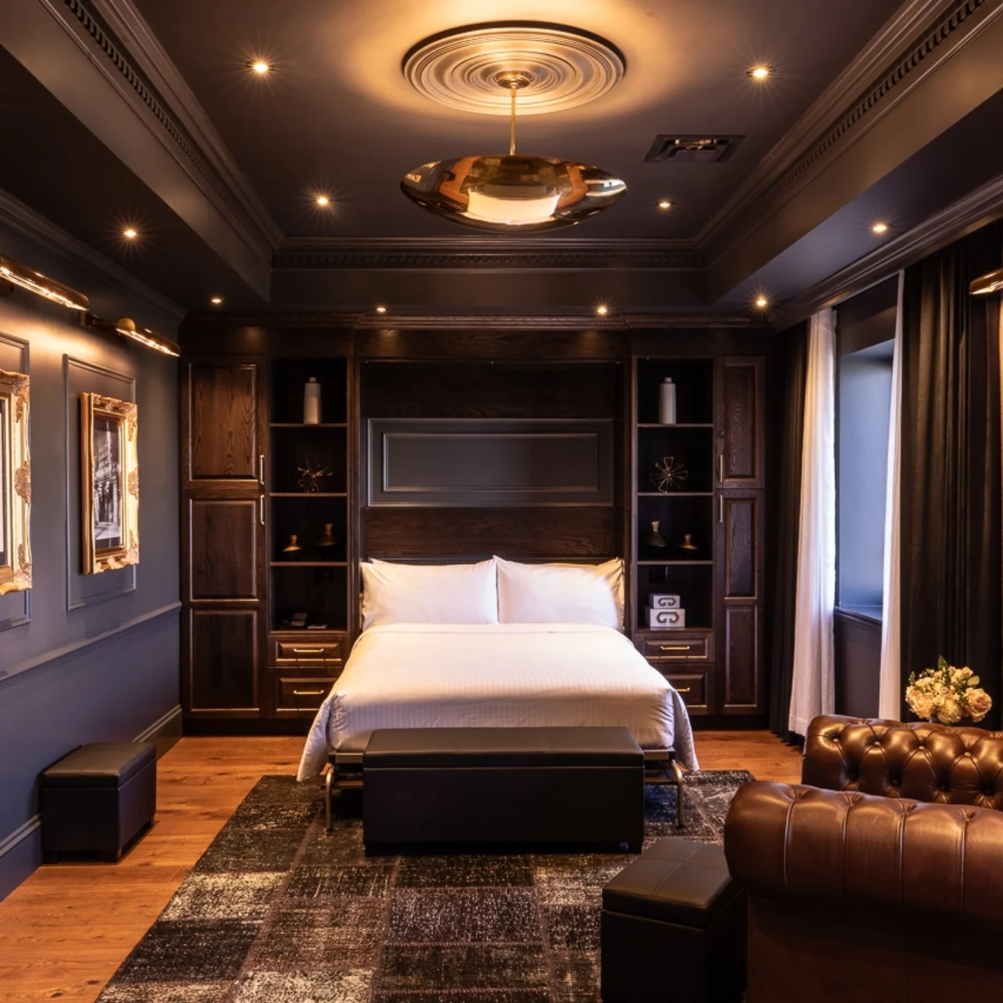 The Lord Elgin Hotel 